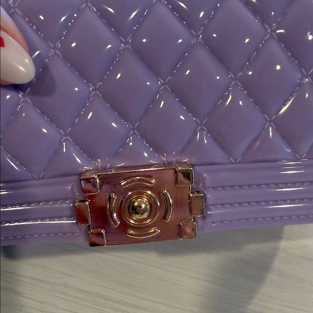 Lavender Quilted Chain Bag - Picture 5 of 7